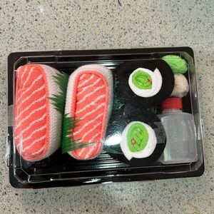 New in box Socks gift set 2 pairs of socks Salmon sushi Cucumber Roll US 5.5-9